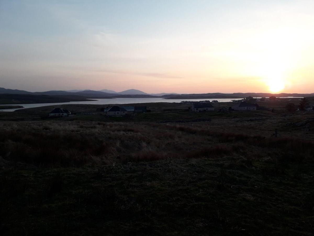 Hebridean Holiday Cabins Breasclete Exterior photo